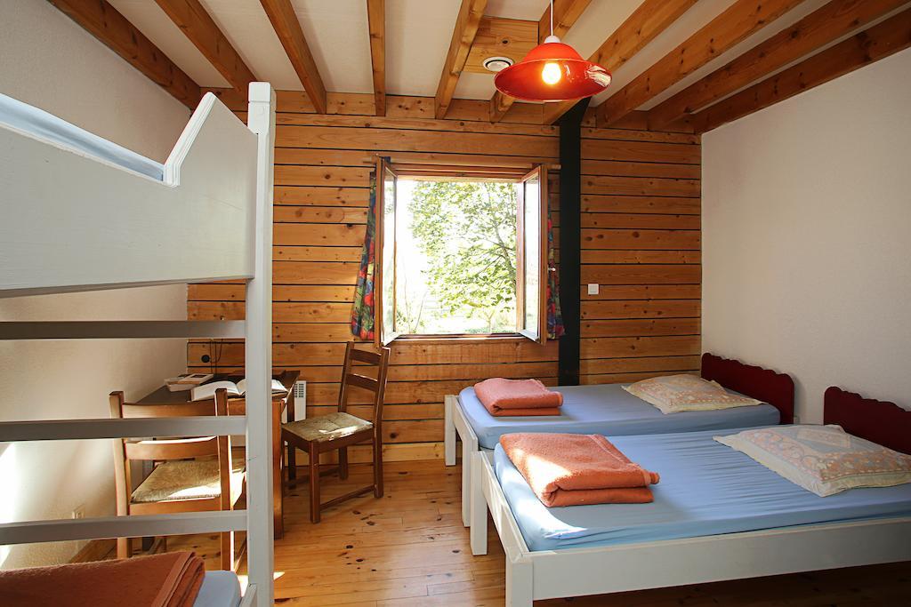 Gite Equisud - Demi-Pension Inclus レ・ザングル 部屋 写真